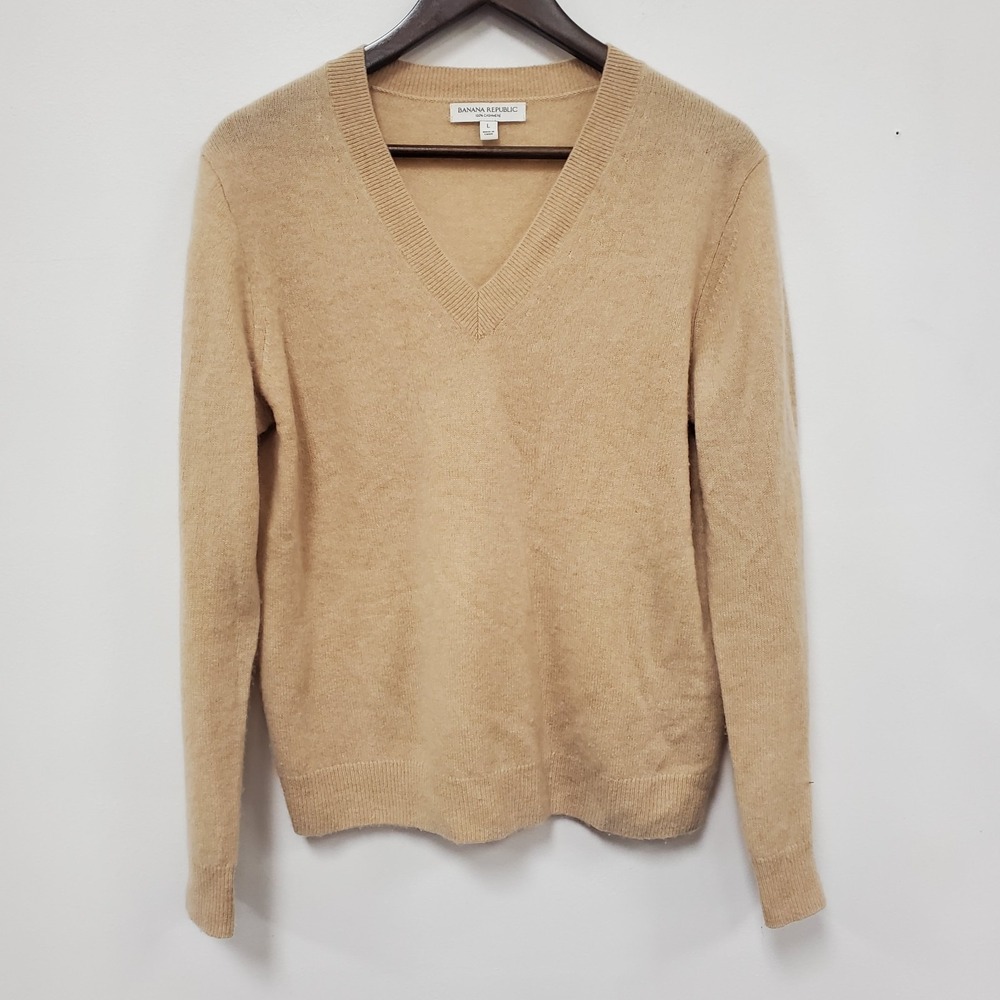 Banana Republic Womens Cashmere Sweater Size L Tan V Neck Old Money Luxury